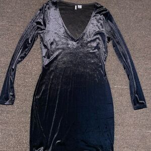 H&M Shimmering Black Long Sleeve Dress